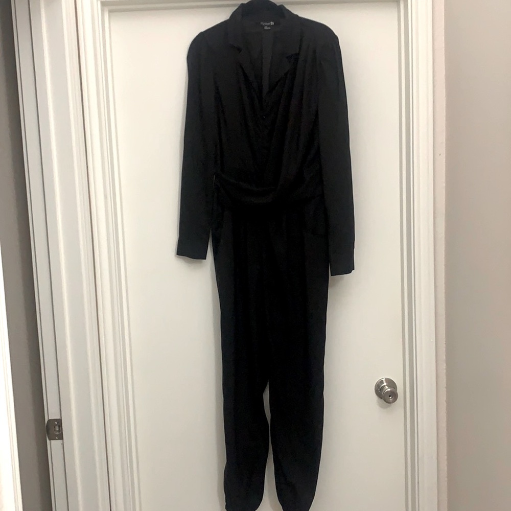 Black Slouchy Jumpsuit – Chic, Minimal, Effortless Style